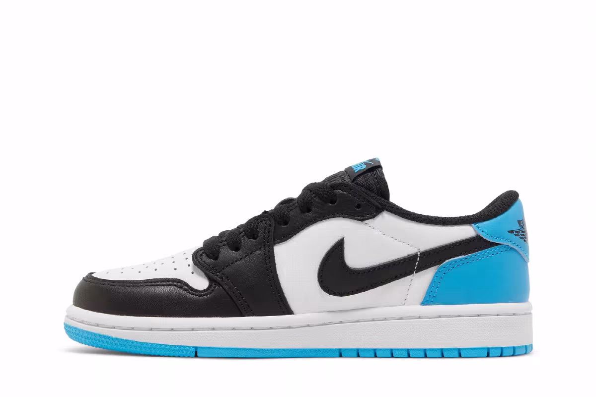 Women's Air Jordan 1 Low OG UNC, view 4
