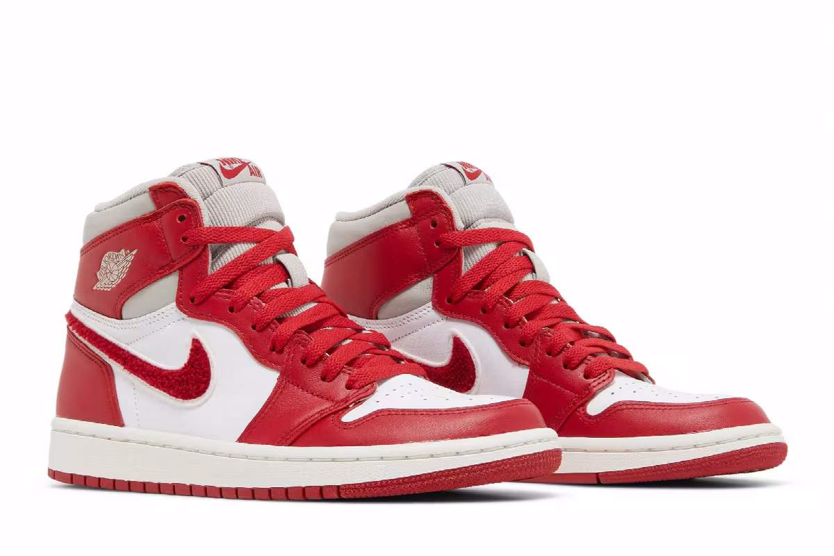 Women's Air Jordan 1 High OG Newstalgia Chenille, view 9
