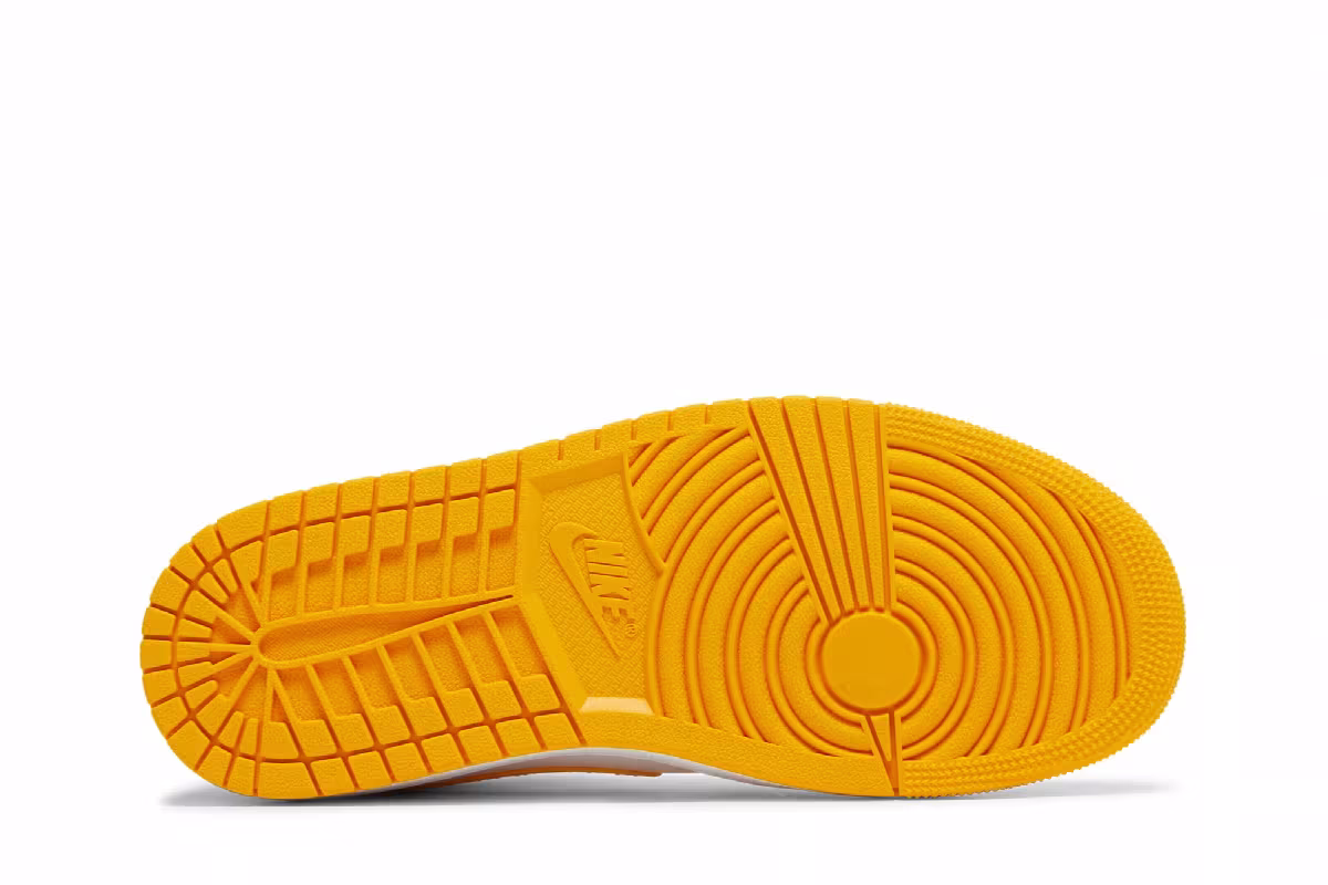 Women's Air Jordan 1 Mid University Gold, view 5