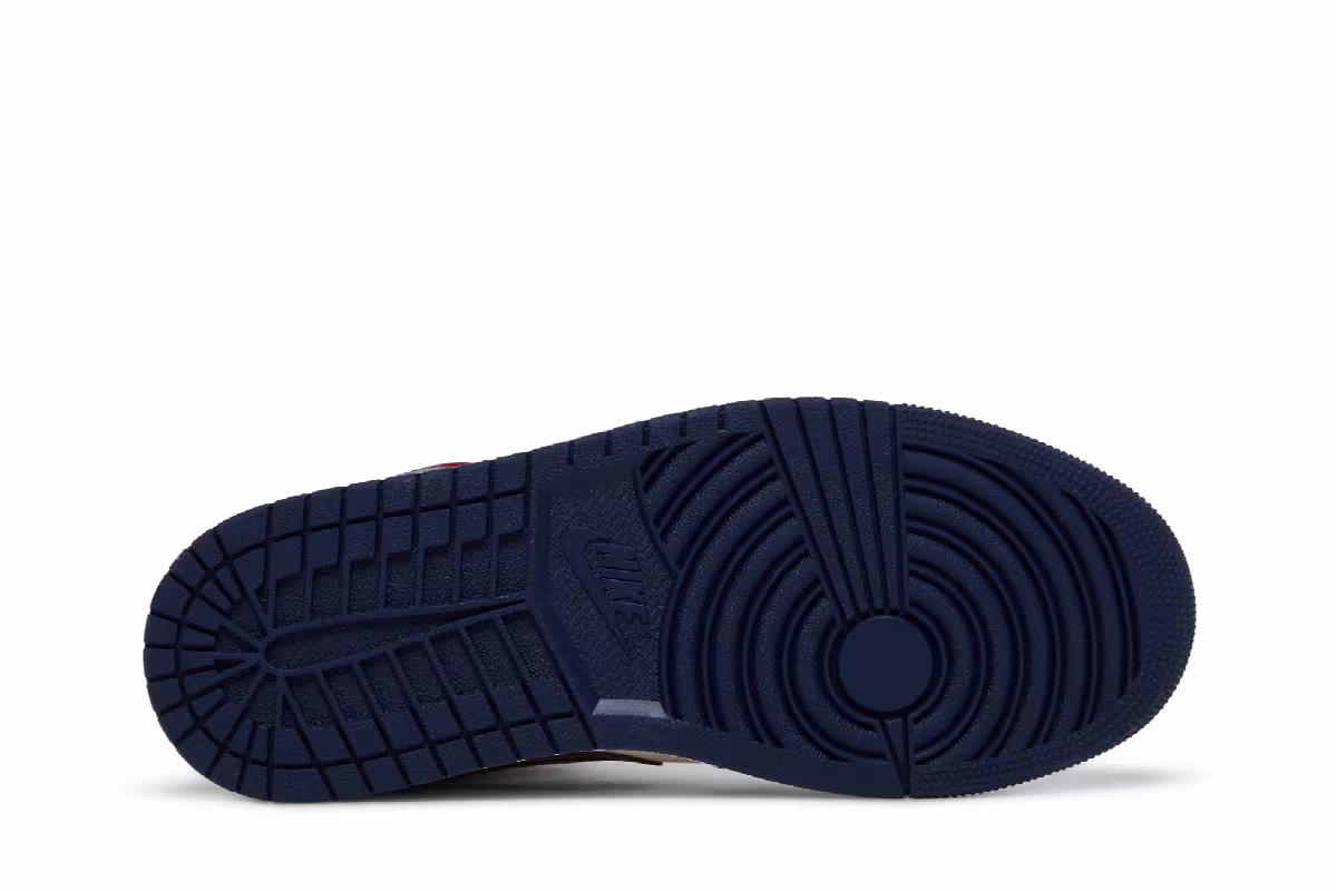 Women's Air Jordan 1 Mid SE USA 2022, view 5
