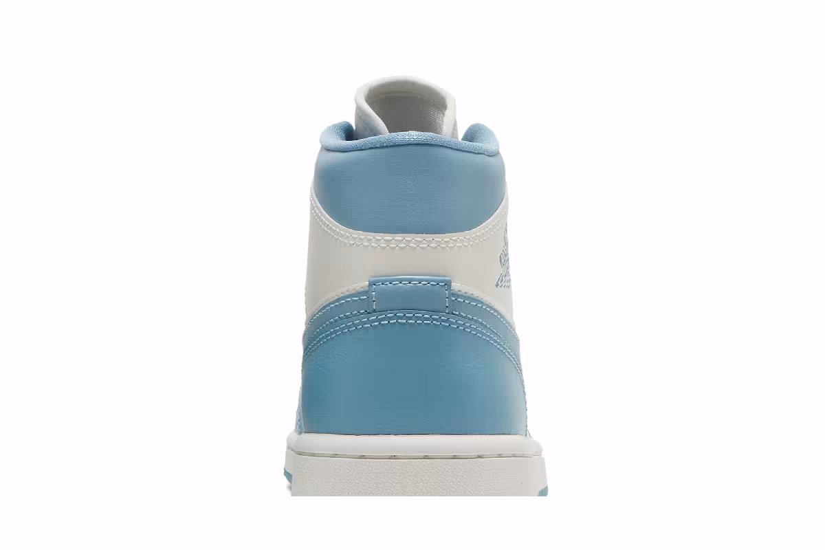 Women's Air Jordan 1 Mid University Blue, view 8