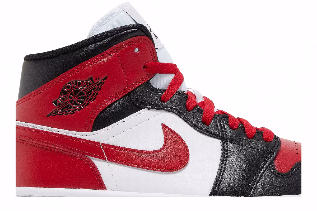 Women's Air Jordan 1 Mid Alternate Bred Toe, view 3