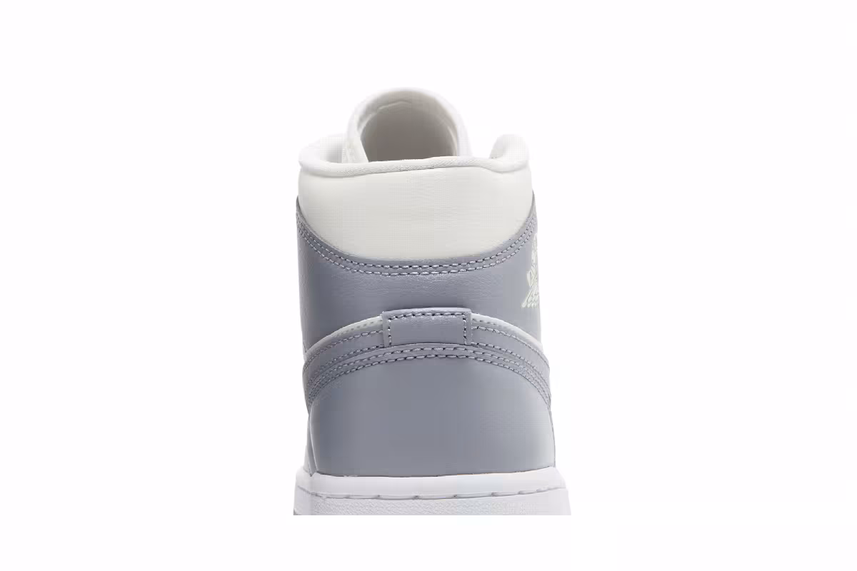 Women's Air Jordan 1 Mid Stealth, view 8