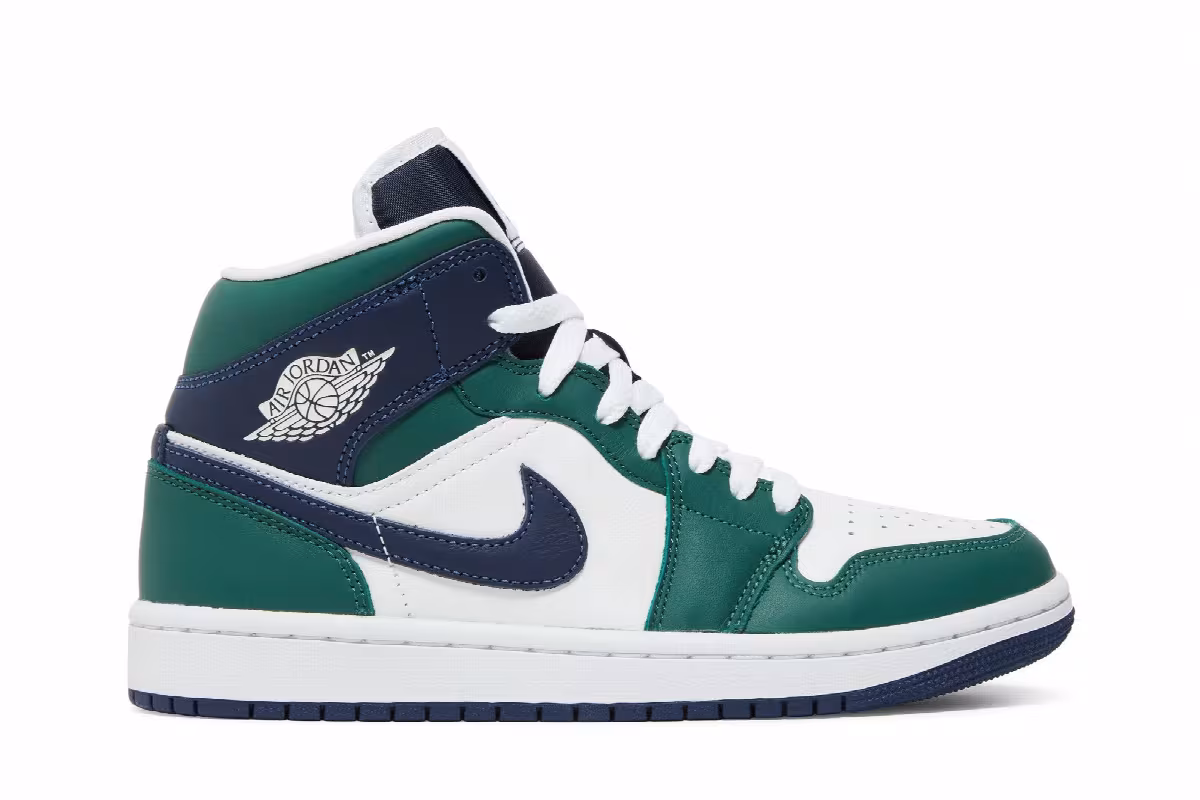 Women's Air Jordan 1 Mid SE Noble Green, view 2