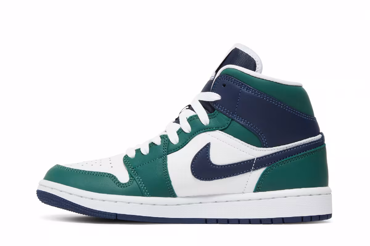 Women's Air Jordan 1 Mid SE Noble Green, view 4