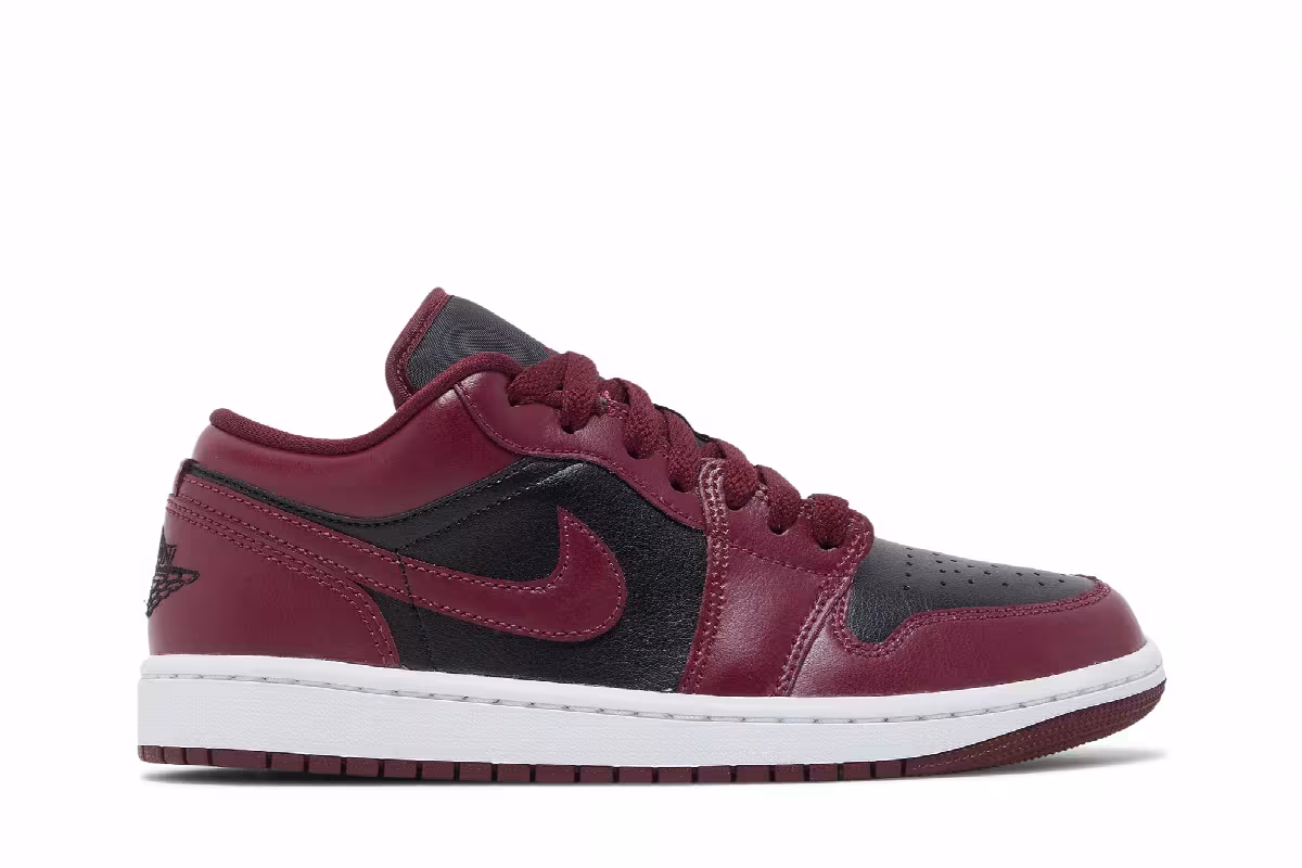 Women's Air Jordan 1 Low Dark Beetroot, view 2