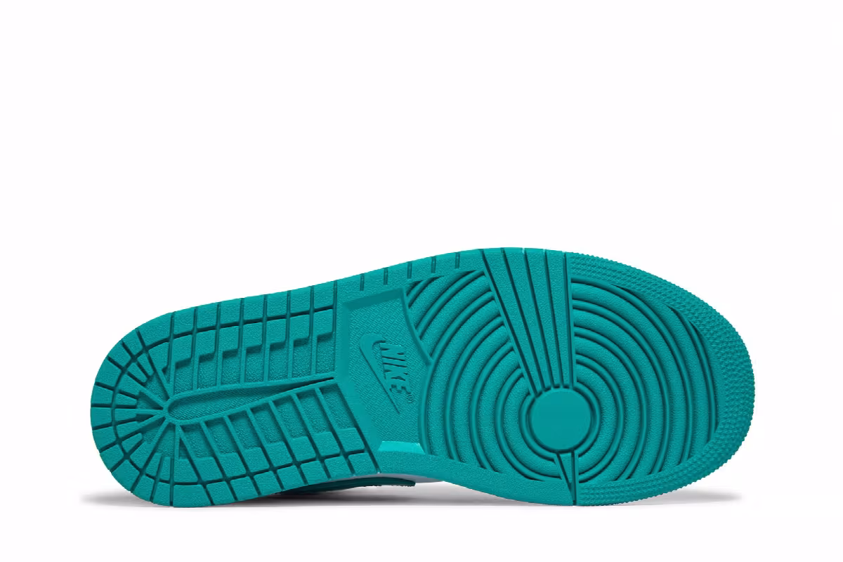 Women's Air Jordan 1 Low New Emerald, view 5