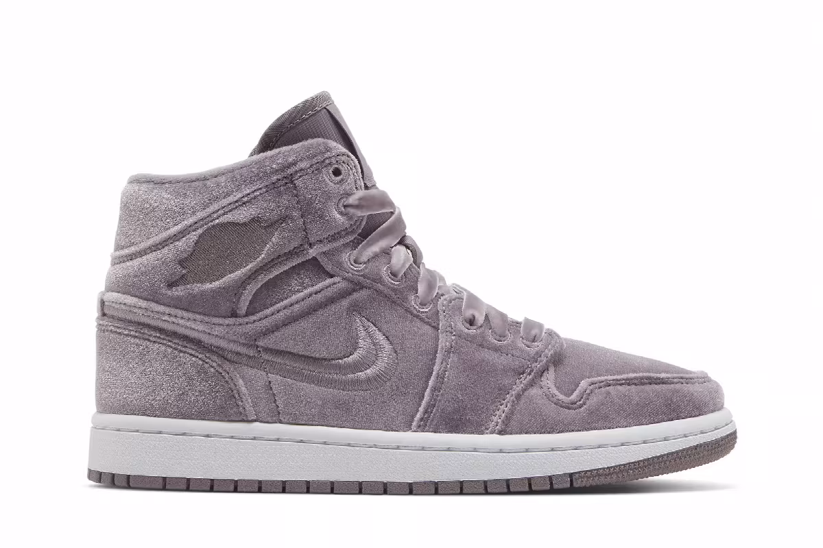 Women's Air Jordan 1 Mid Purple Velvet, view 2