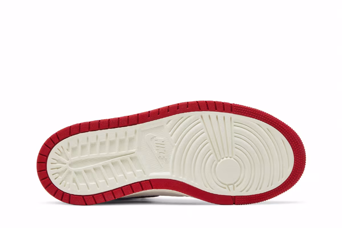 Women's Air Jordan 1 High Zoom Comfort Chicago Bulls, view 5