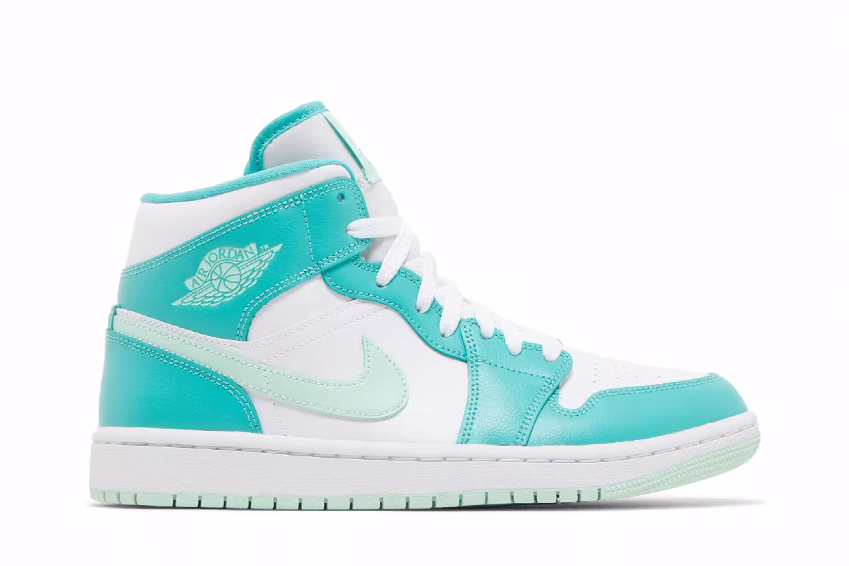 Women's Air Jordan 1 Mid Marine Green, view 2