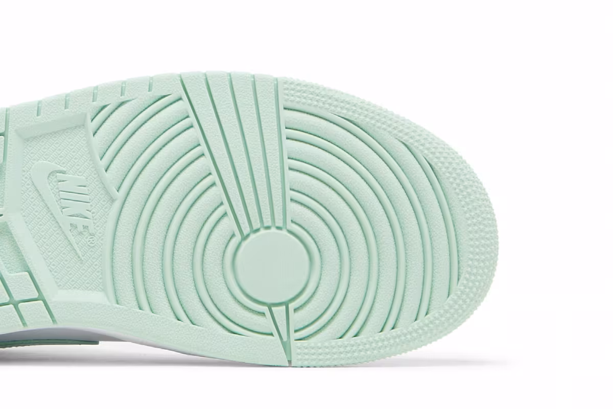 Women's Air Jordan 1 Mid Marine Green, view 6