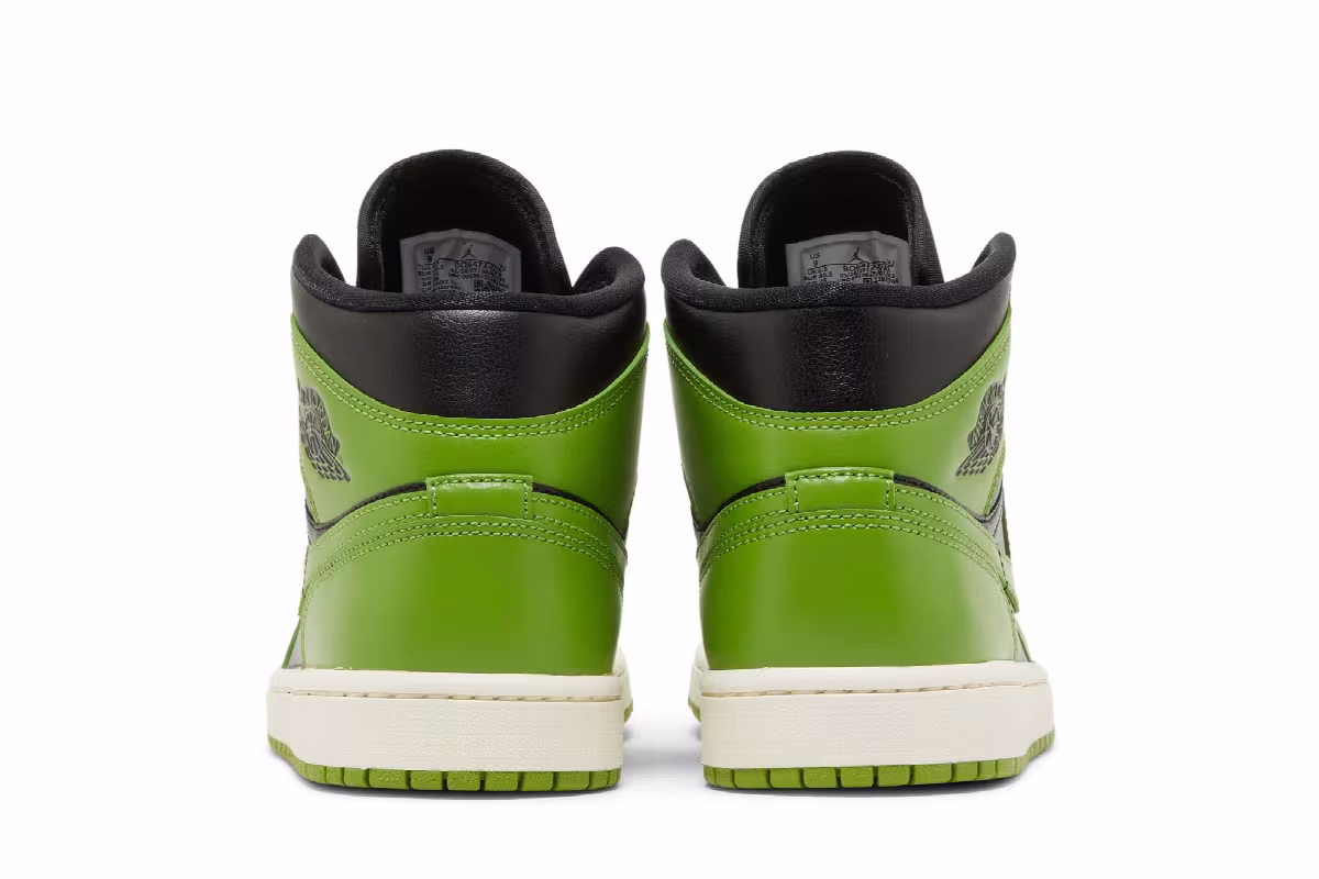 Women's Air Jordan 1 Mid Altitude Green, view 7