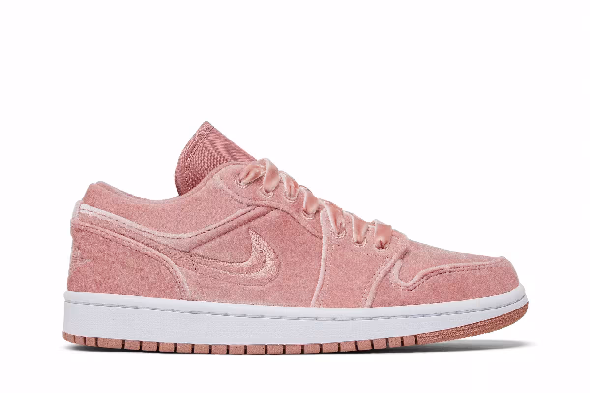 Women's Air Jordan 1 Low SE Pink Velvet, view 2
