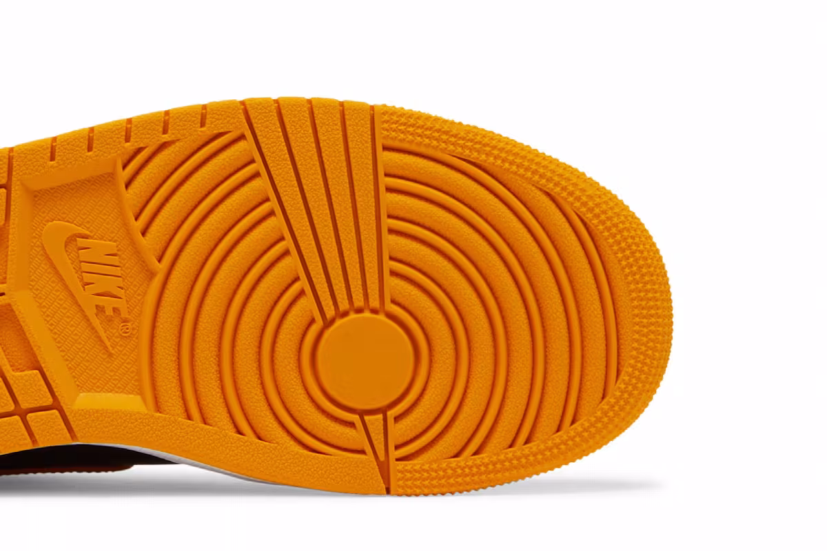 Women's Air Jordan 1 Mid Chutney, view 6