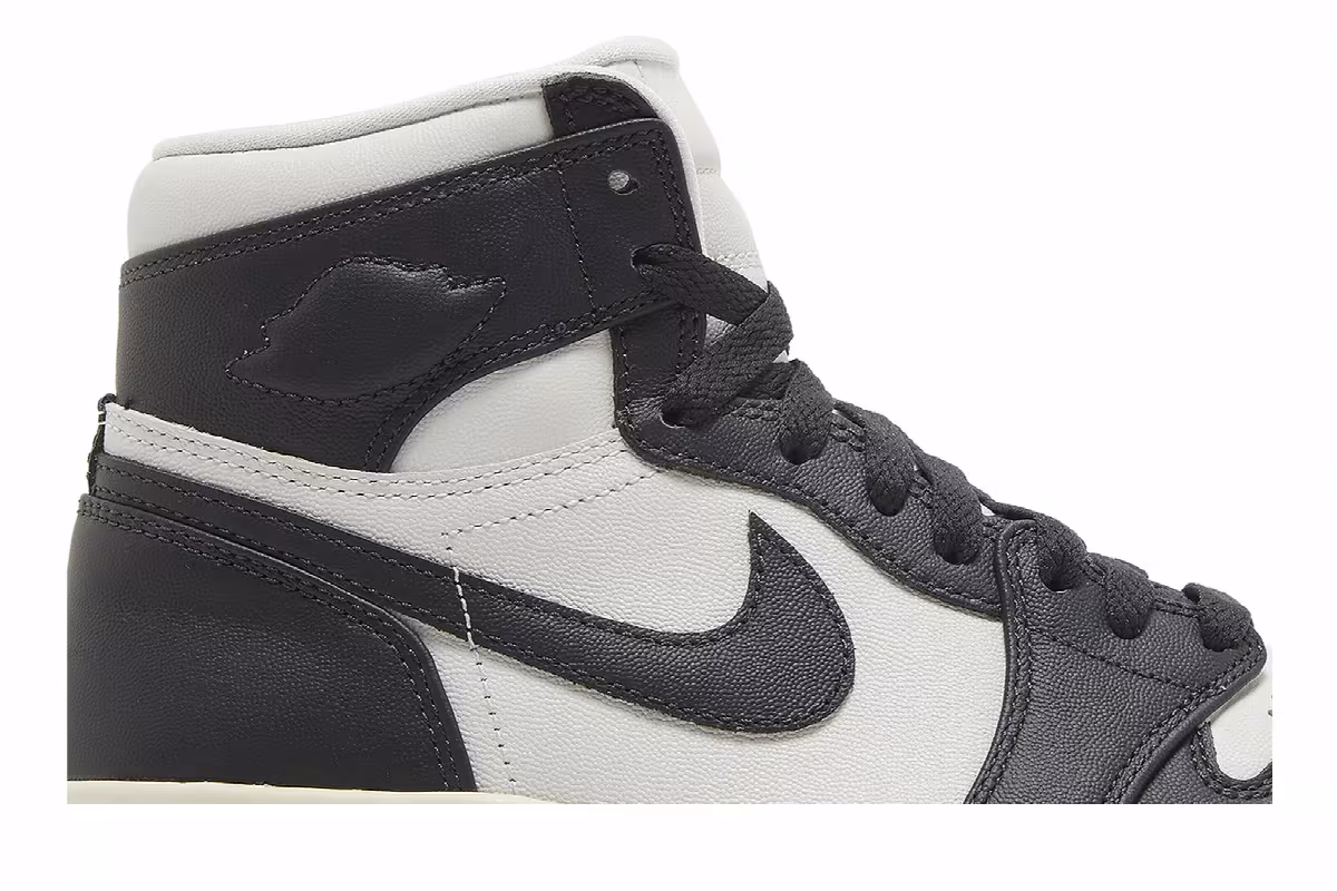 Women's Air Jordan 1 Elevate High White Black, view 3