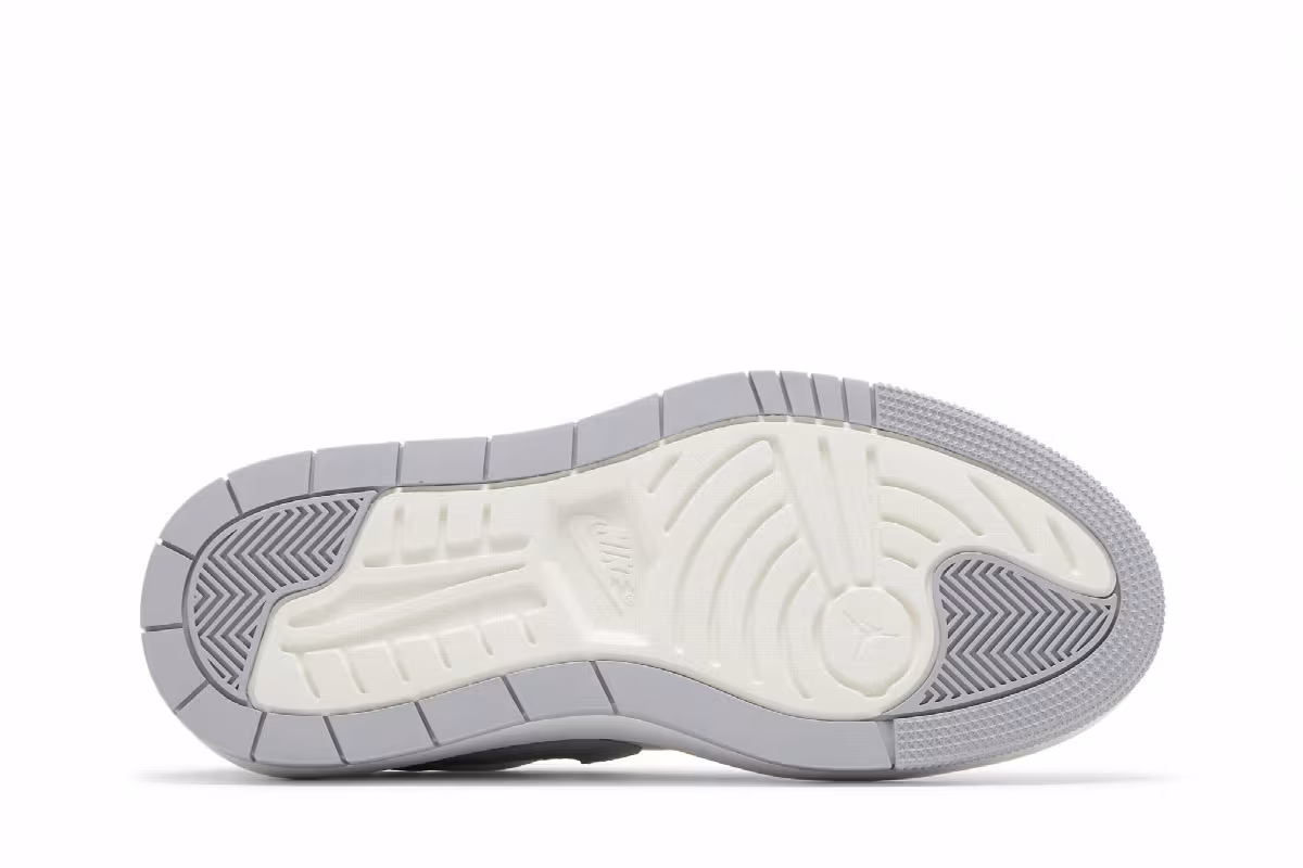 Women's Air Jordan 1 Elevate Low Wolf Grey, view 5