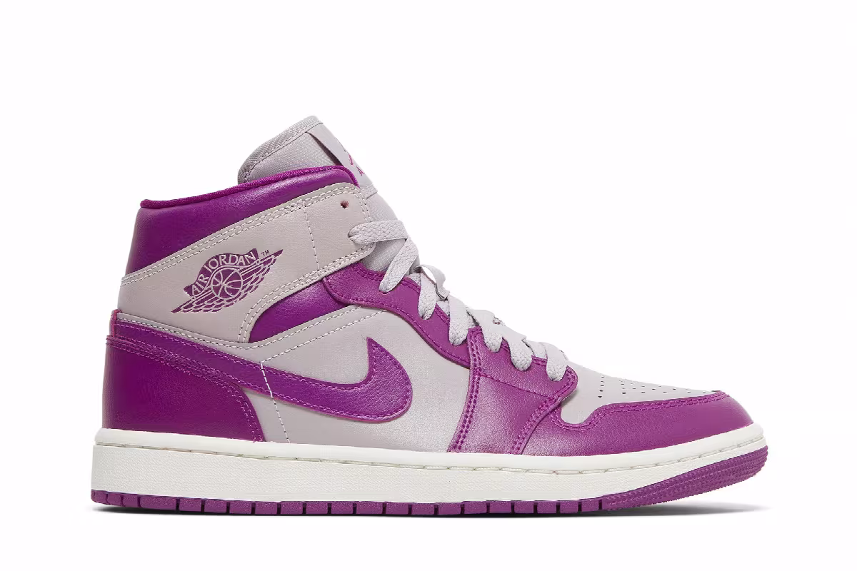Women's Air Jordan 1 Mid Magenta, view 2