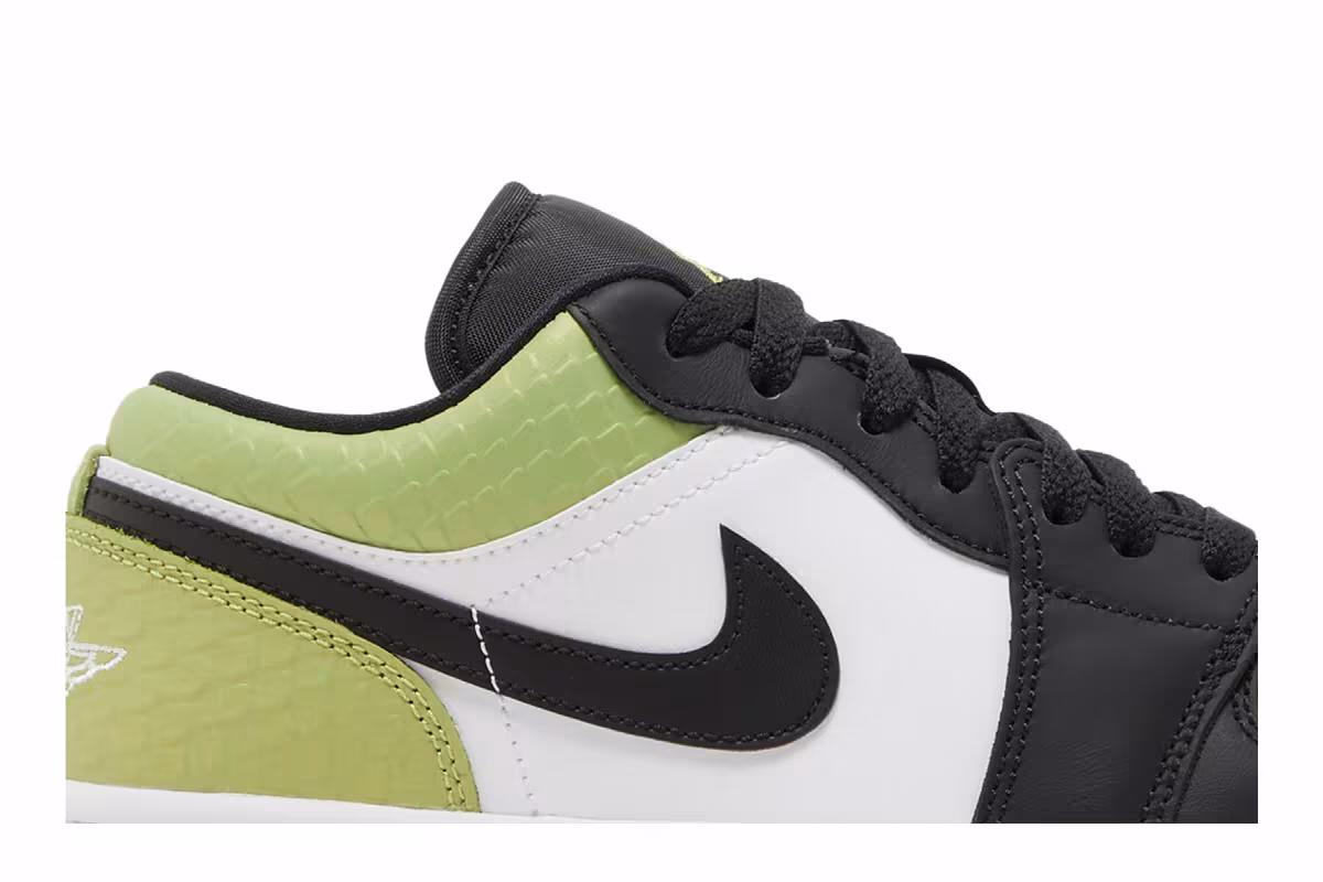 Women's Air Jordan 1 Low SE Vivid Green Snakeskin, view 3
