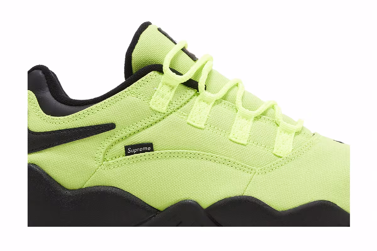 Supreme x Nike Darwin Low SB Volt, view 3
