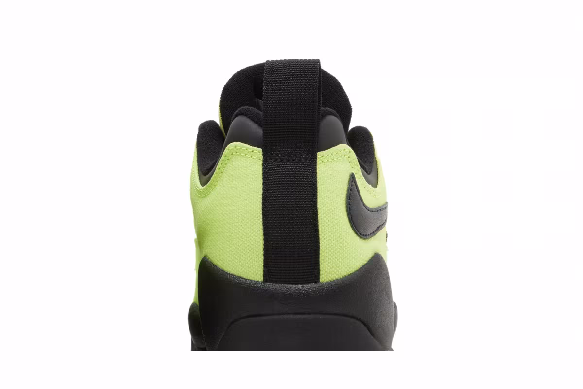Supreme x Nike Darwin Low SB Volt, view 8