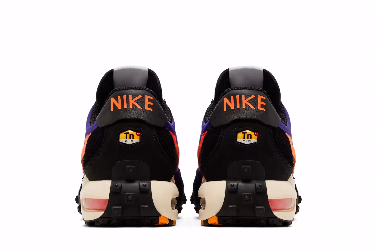 Nike Air Max Waffle Racer SP Voltage Purple, view 7