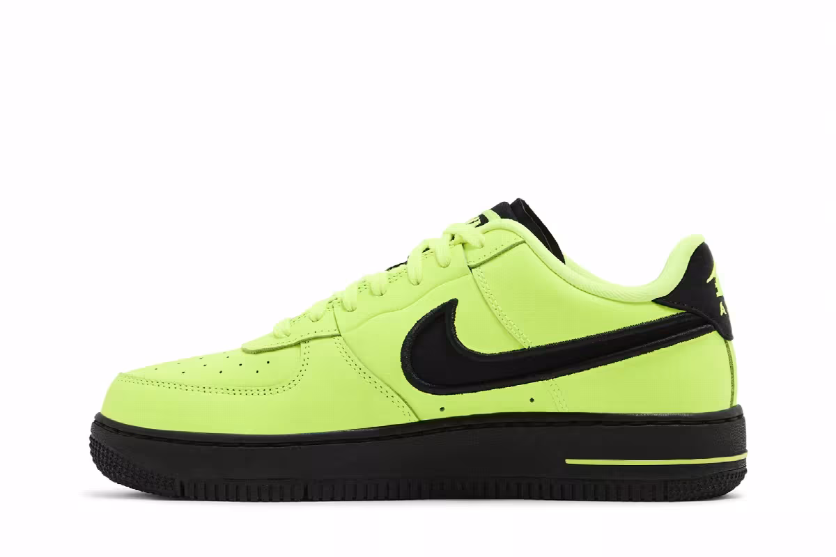 Nike Women's Air Force 1 Dance Low Volt, view 4