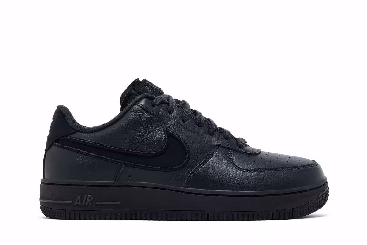 Nike Women's Air Force 1 Dance Low Off Noir, view 2