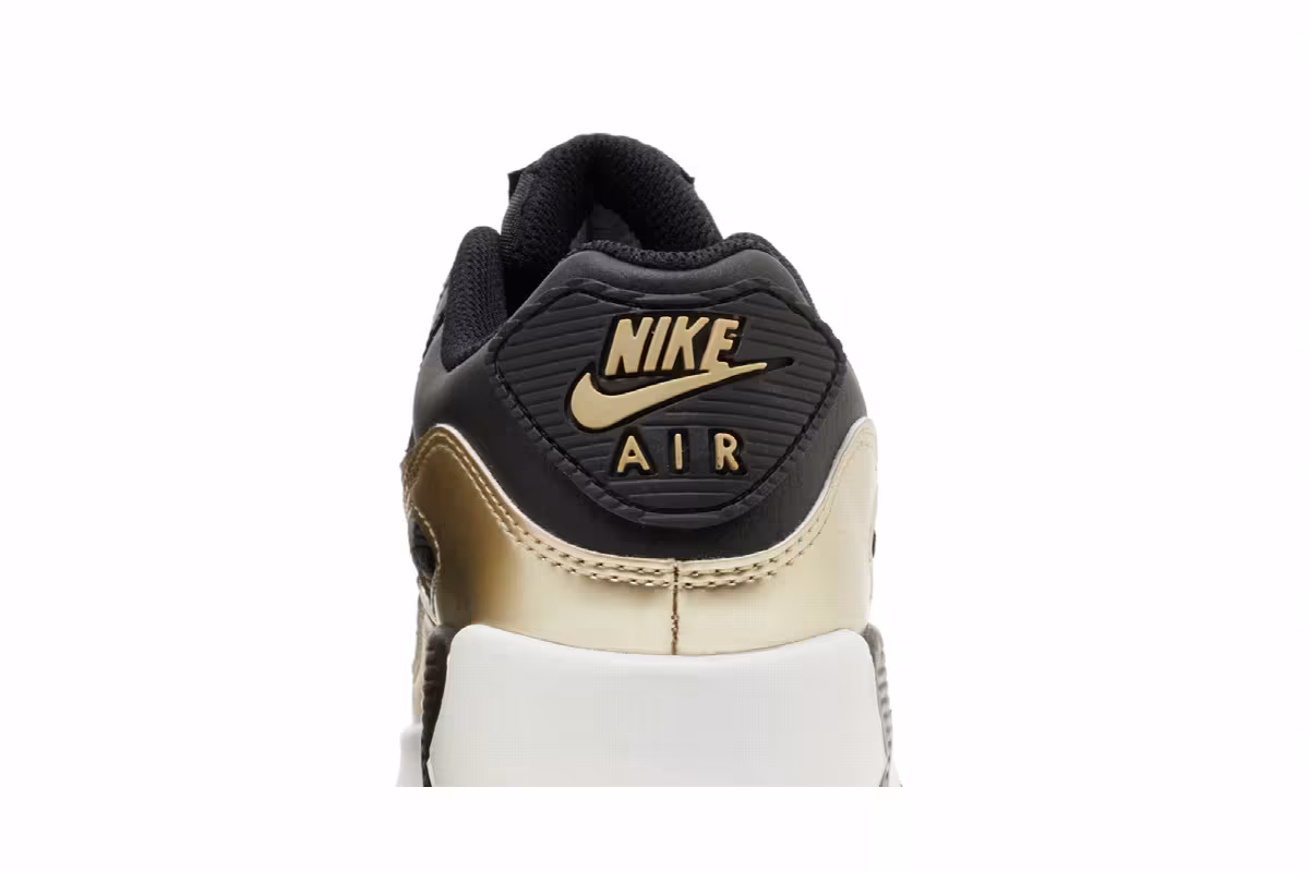 Nike Air Max 90 LTR GS Black Metallic Gold Star, view 8