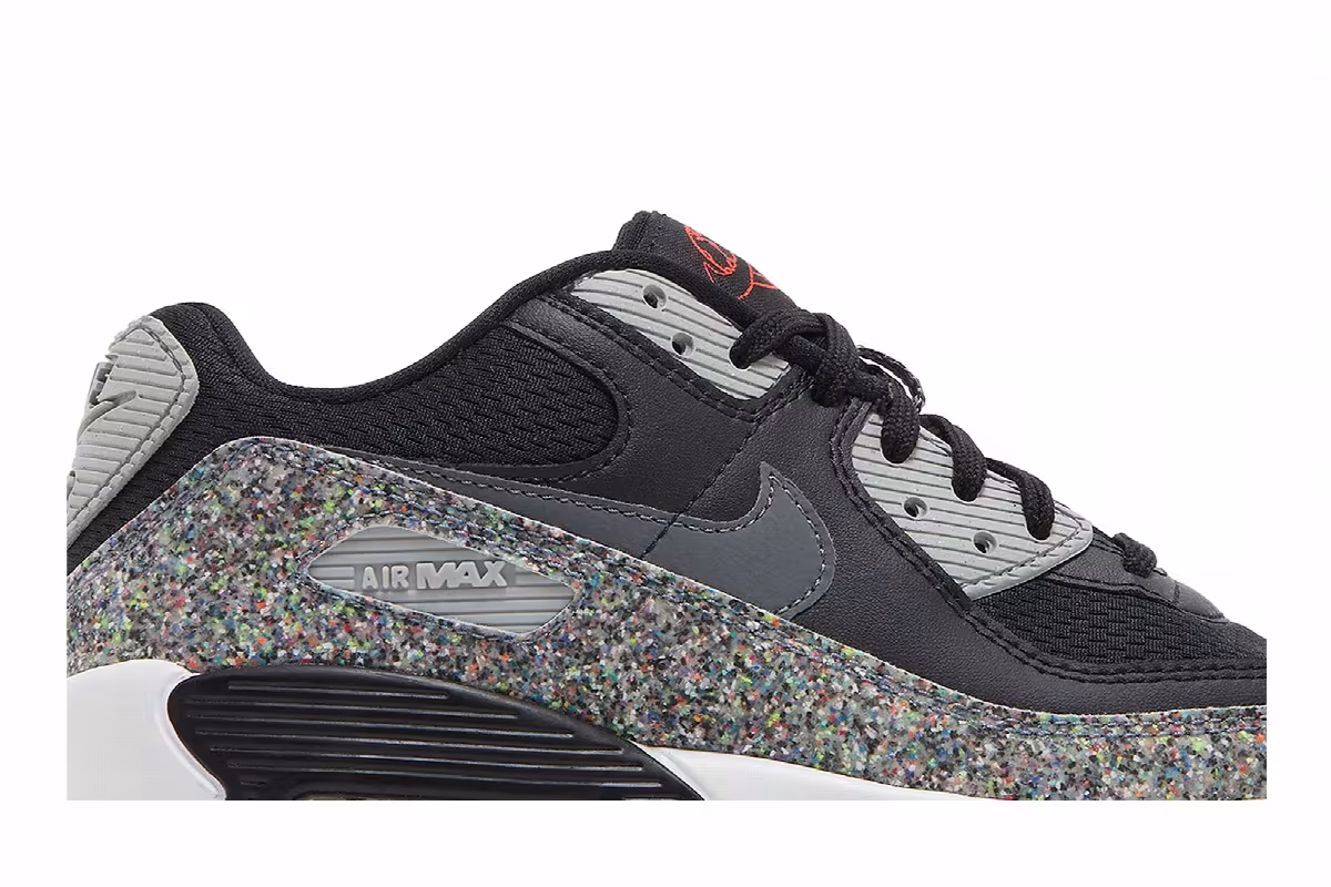 Nike Air Max 90 SE GS Space Hippie, view 3