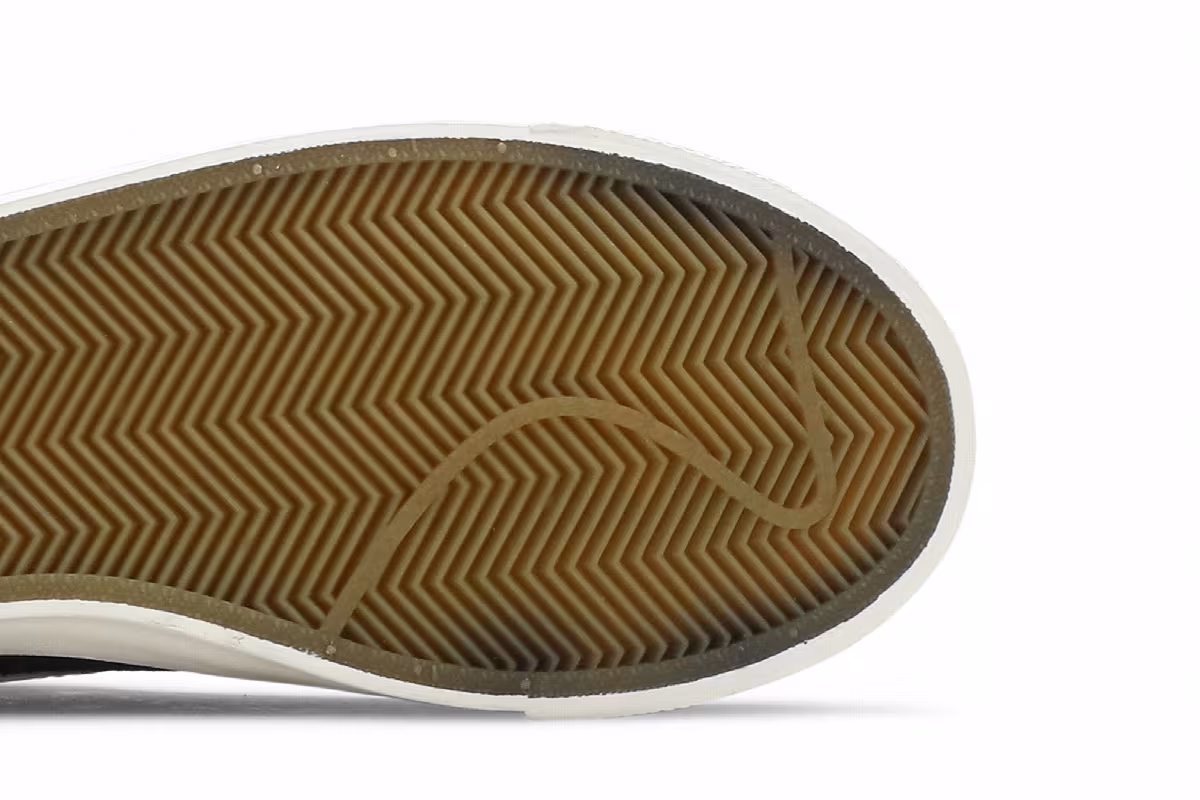 Nike SB Blazer Low GT, view 6