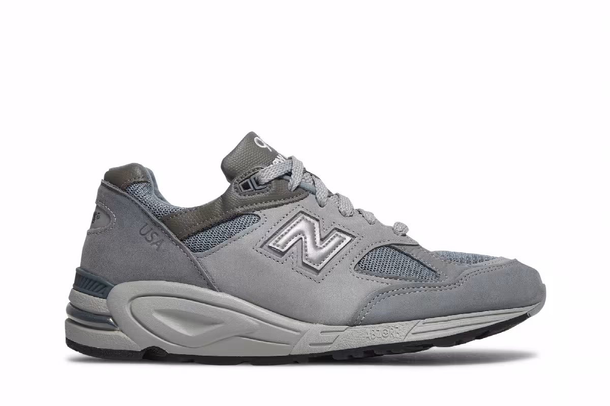 WTAPS x New Balance 990v2 Made In USA Grey, view 2