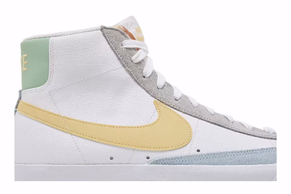 Nike Blazer Mid White Lemon Wash, view 3