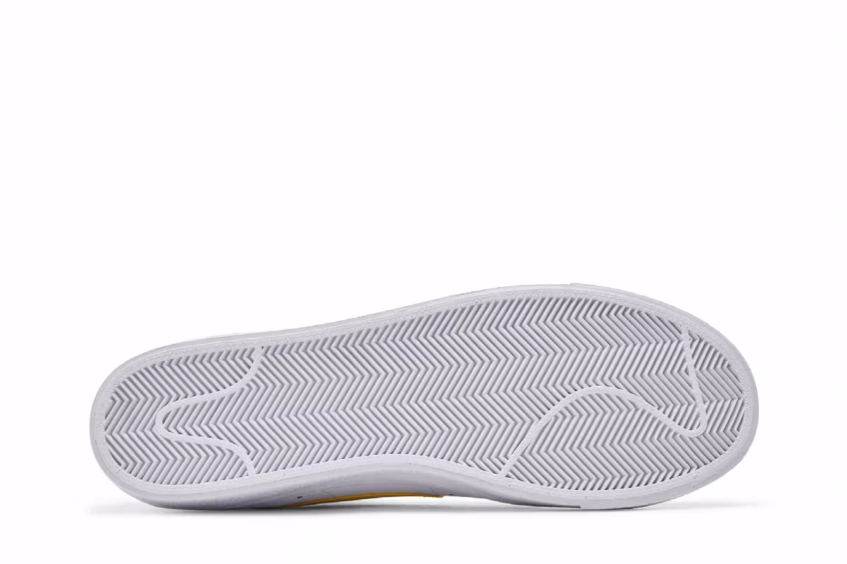 Nike Blazer Mid White Lemon Wash, view 5