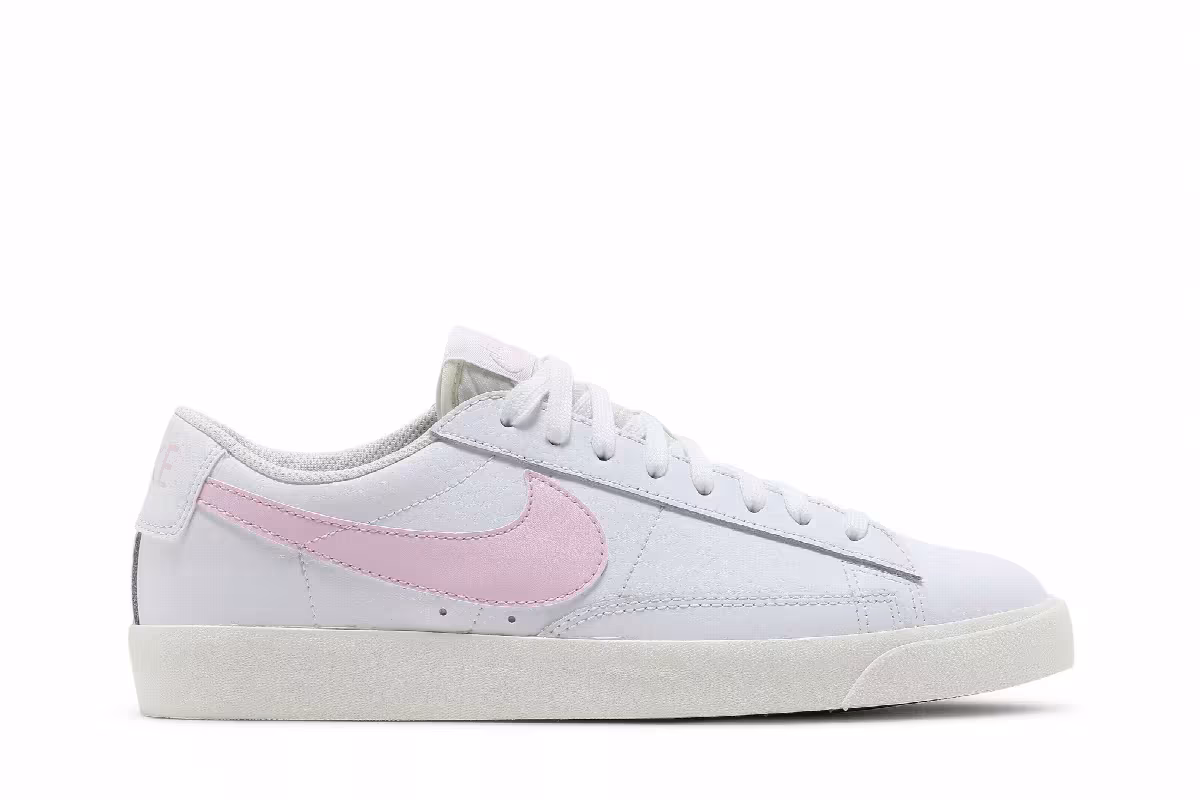 Nike Blazer Low Pink Foam, view 2