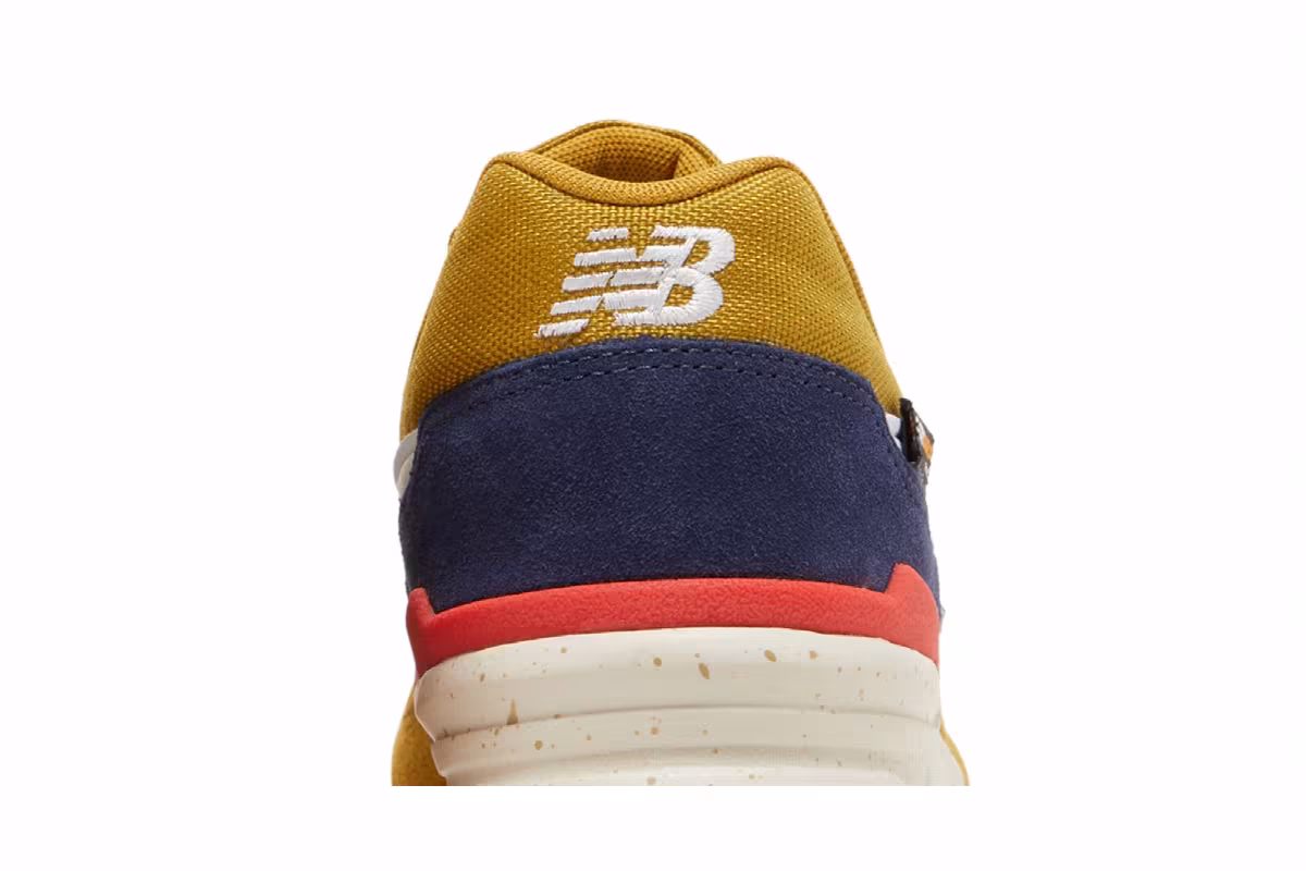 New Balance 997H Gold Moss, view 8