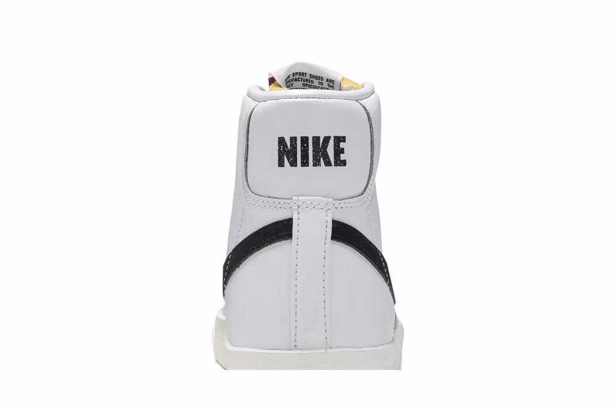 Nike Women's Blazer Mid 77 Vintage White Black, view 8