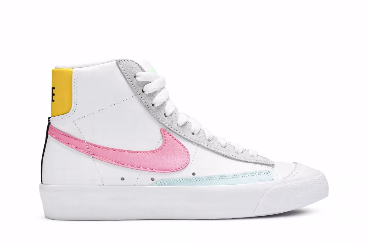 Nike Women's Blazer Mid Pastel, view 2