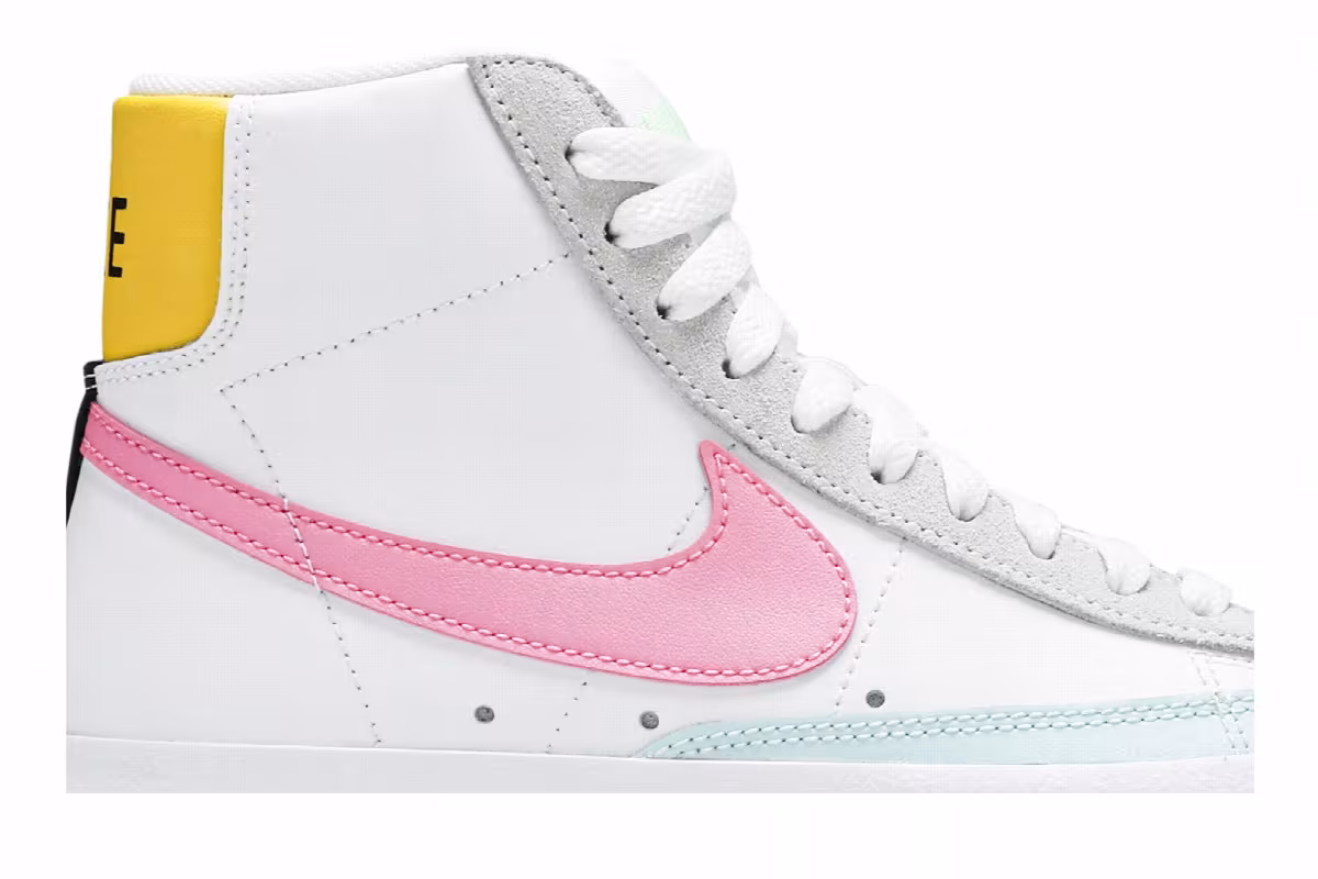 Nike Women's Blazer Mid Pastel, view 3