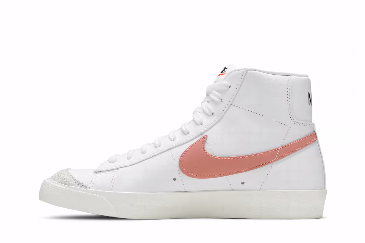 Nike Women's Blazer 77 Vintage Mid Atomic Pink, view 4