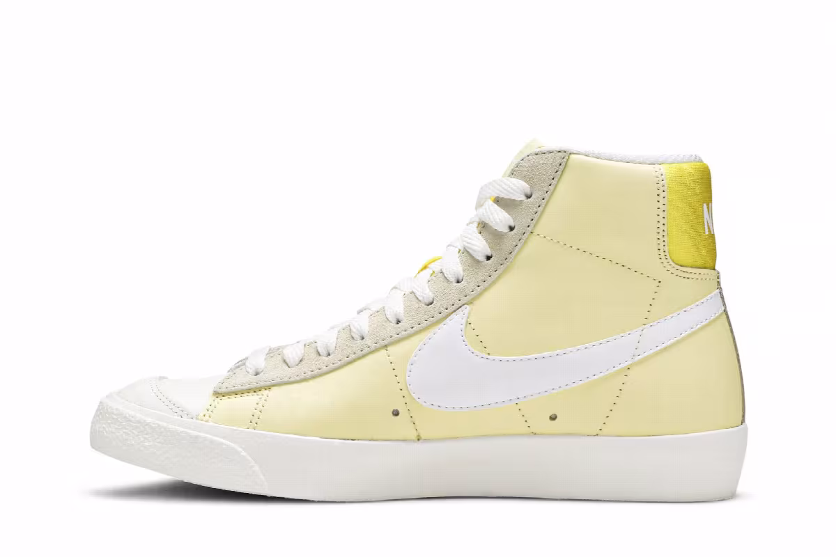 Nike Women's Blazer Mid Bicycle Yellow, view 4