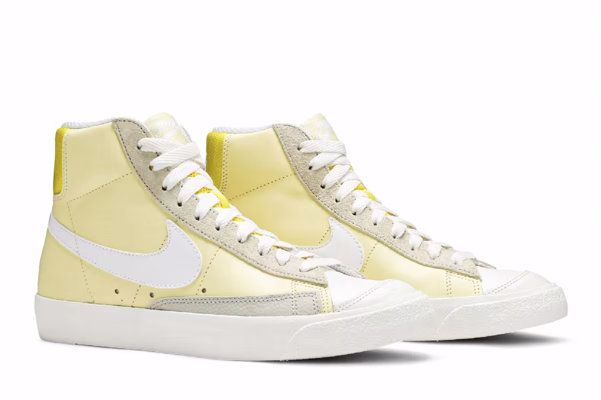 Nike Women's Blazer Mid Bicycle Yellow, view 9