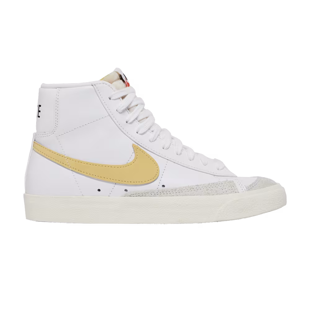 Nike Women's Blazer Pale Orange