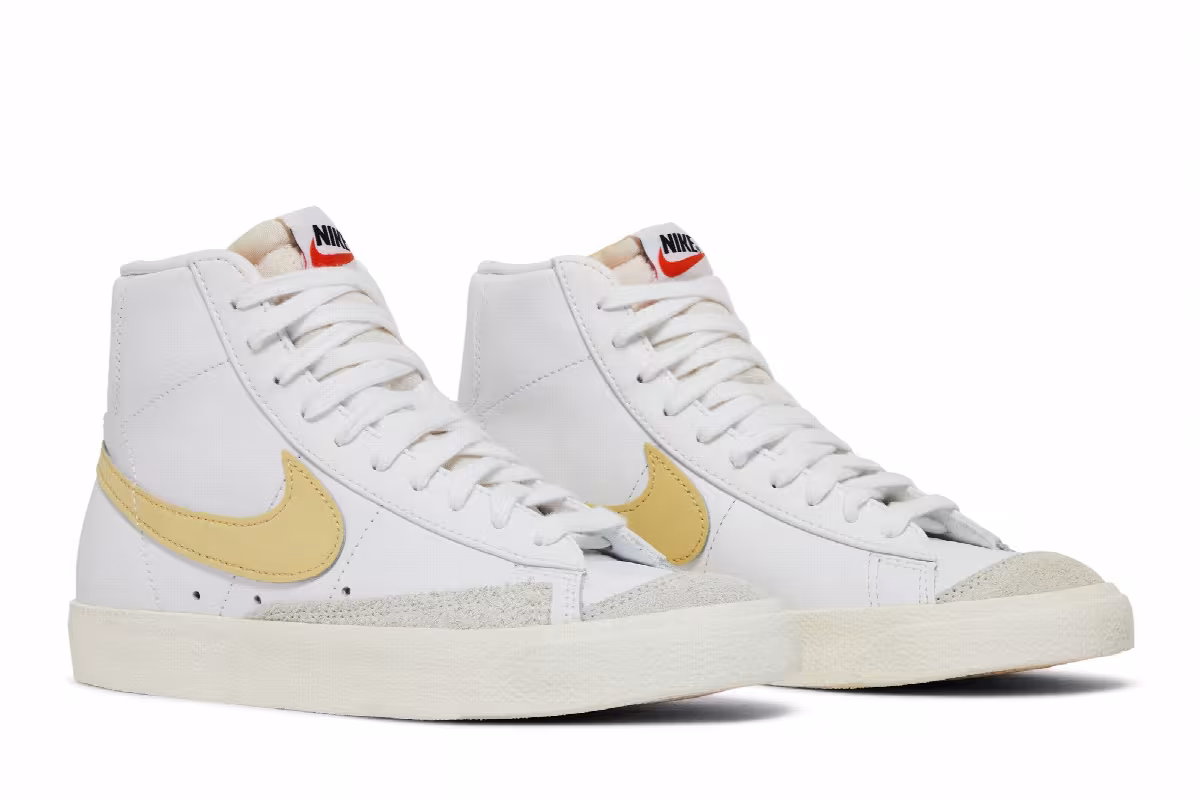Nike Women's Blazer Pale Orange, view 9