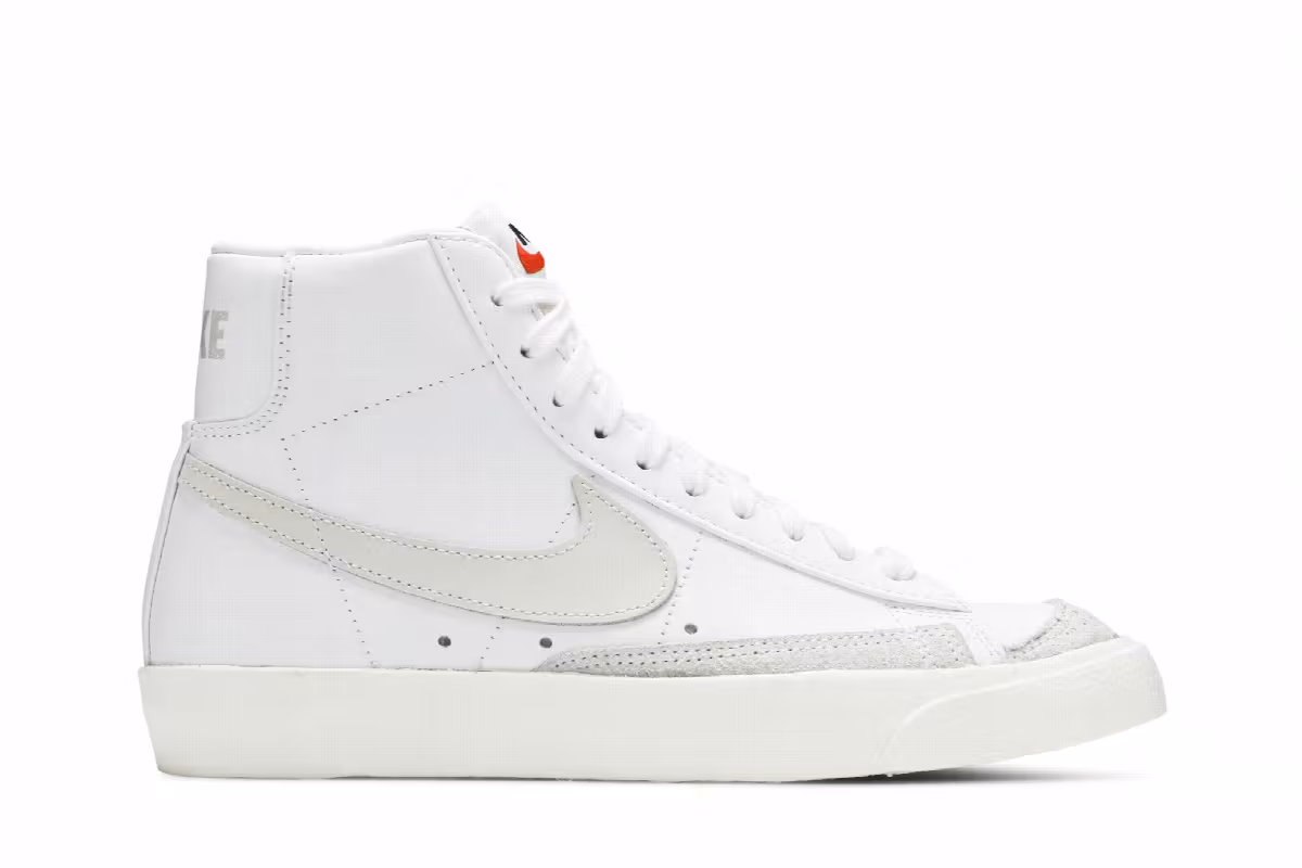 Nike Women's Blazer Light Bone, view 2