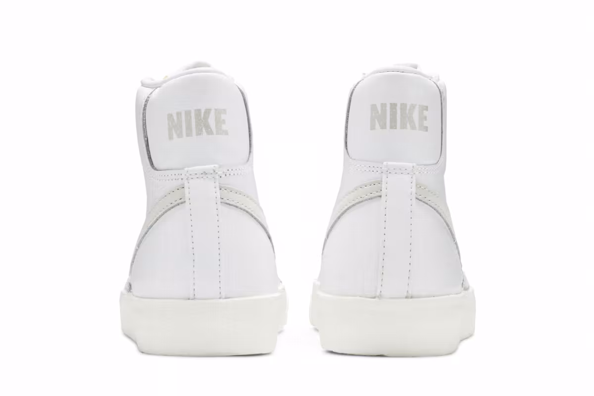 Nike Women's Blazer Light Bone, view 7