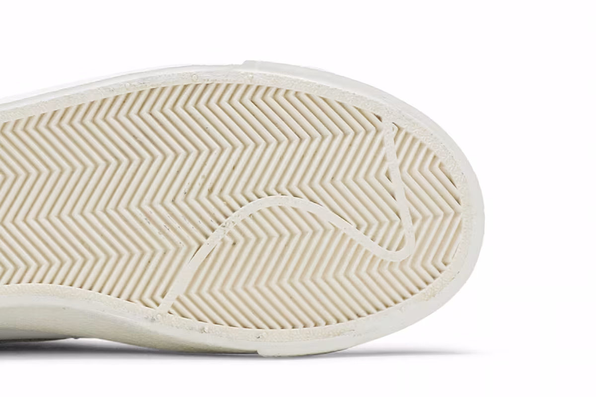 Nike Women's Blazer Mid Barely Volt, view 6