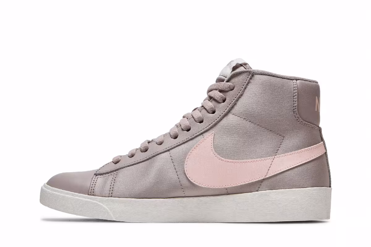 Nike Women's Blazer Mid Premium Pumice Echo Pink, view 4