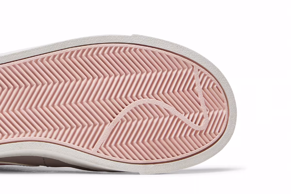 Nike Women's Blazer Mid Premium Pumice Echo Pink, view 6