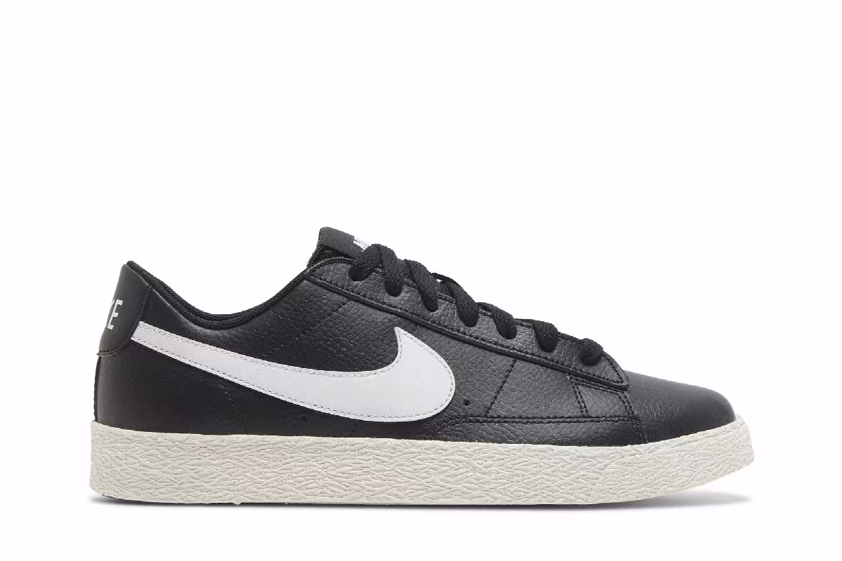 Nike Blazer Low GS Black White, view 2