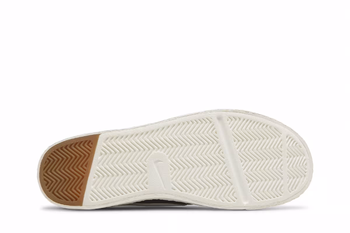 Nike Blazer Low GS Black White, view 5